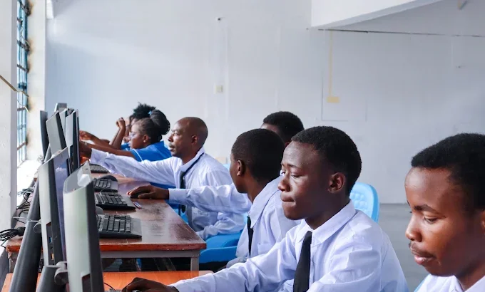 Students working at computers in the lab